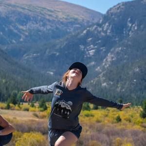 Meet your Posher, Chloe